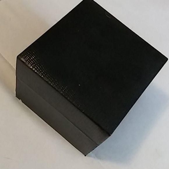 Reaction Kenneth Cole Watch - Picture 4 of 4